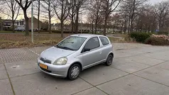 Gebruikt 2002 Toyota Yaris Sol Hatchback | € 999 (Goede deal)