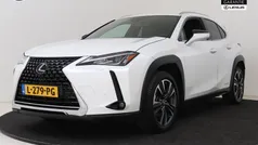 Wit Gebruikt 2021 Lexus UX 250h SUV | € 29.450 (Eerlijke prijs)