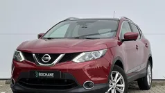 Rood Gebruikt 2017 Nissan Qashqai 360º SUV | € 15.845 (Eerlijke prijs)