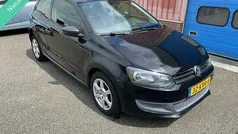Zwart, metallic lak Gebruikt 2010 VW Polo Comfortline Hatchback | € 1.999 (Super prijs)