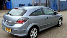 Grijs Gebruikt 2006 Opel Astra GTC Edition Hatchback | € 1.750 (Eerlijke prijs)