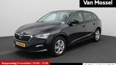 Zwart Gebruikt 2023 Skoda Scala Ambition Hatchback | € 18.900 (Eerlijke prijs)