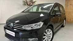Zwart, metallic lak Gebruikt 2016 VW Touran Highline MPV | € 18.950 (Eerlijke prijs)