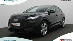 Zwart, metallic lak Gebruikt 2022 Audi Q4 e-tron S-Line SUV | € 37.850 (Eerlijke prijs)