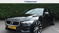 Gebruikt 2020 Volvo S60 R-Design Sedan | € 29.950 (Super prijs)
