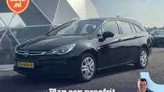 Zwart Gebruikt 2018 Opel Astra Edition Stationwagen | € 10.395 (Eerlijke prijs)