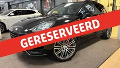 Zwart Gebruikt 2014 Porsche Macan Turbo SUV | € 34.900 (Eerlijke prijs)