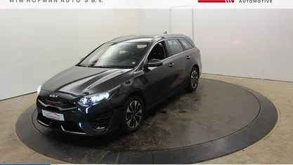 Gebruikt 2022 Kia Ceed Hatchback | € 21.740 (Eerlijke prijs)