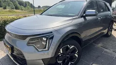 Grijs Gebruikt 2024 Kia e-Niro SUV | € 38.800 (Eerlijke prijs)