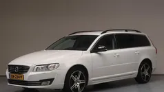 Wit Gebruikt 2015 Volvo V70 Standard Stationwagen | € 18.450 (Eerlijke prijs)