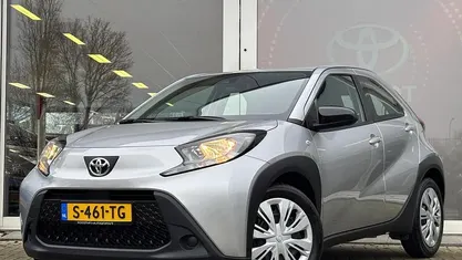 Occasion 2022 Toyota Aygo X Play SUV | € 15.900 (Goede deal)