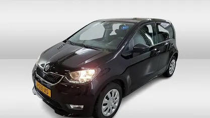 Zwart (parellak) Gebruikt 2020 Skoda Citigo-e IV Ambition Hatchback | € 10.450 (Eerlijke prijs)