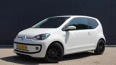 Wit Gebruikt 2012 VW up! high up! Hatchback | € 7.450 (Eerlijke prijs)