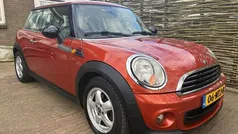Oranje Gebruikt 2010 Mini ONE Business Hatchback | € 4.249 (Eerlijke prijs)