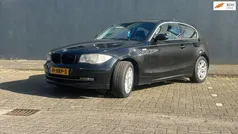 Zwart Gebruikt 2009 BMW 116 Comfort Edition Hatchback | € 1.950 (Super prijs)