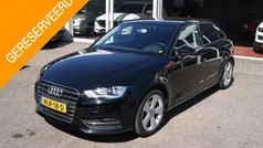 Zwart Gebruikt 2013 Audi A3 Sportback Attraction Hatchback | € 12.750 (Eerlijke prijs)