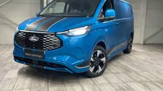 Blauw Nieuw 2025 Ford E-Transit Sport Van | € 54.747 (Eerlijke prijs)