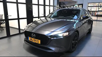 Gebruikt 2025 Mazda 3 Homura-Line Hatchback | € 33.250 (Goede deal)