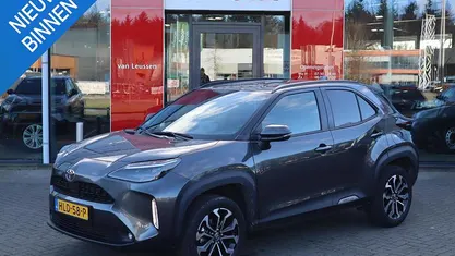 Gebruikt 2025 Toyota Yaris Cross Edition SUV | € 28.840 (Eerlijke prijs)