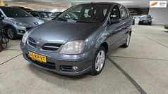 Gebruikt 2005 Nissan Almera Tino Tekna MPV | € 2.250 (Eerlijke prijs)