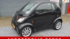 Zwart Gebruikt 2002 Smart ForTwo Coupé Pure Coupé | € 1.750 (Eerlijke prijs)