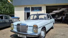 Mercedes 220