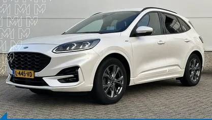 Gebruikt 2020 Ford Kuga ST-Line X SUV | € 22.900 (Eerlijke prijs)