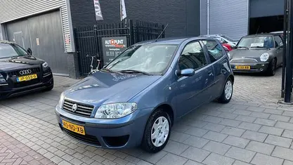 Occasion Fiat Punto Dynamic 60 PK (44 kW) 2003 Blauw Hatchback