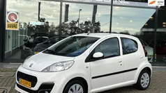 Wit Gebruikt 2012 Peugeot 107 Active Hatchback | € 3.449 (Eerlijke prijs)