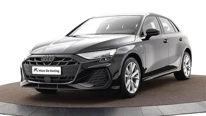Occasion 2025 Audi A3 Sportback e-tron S-Line Hatchback | € 39.880 (Eerlijke prijs)