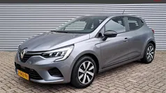 Gebruikt 2023 Renault Clio V Equilibre Hatchback | € 14.695 (Eerlijke prijs)