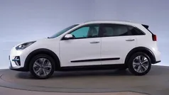 Wit, metallic lak Gebruikt 2020 Kia e-Niro SUV | € 18.445 (Super prijs)