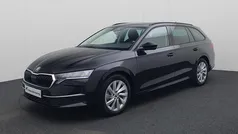 Zwart Gebruikt 2024 Skoda Octavia Business Line Stationwagen | € 28.880 (Eerlijke prijs)