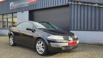 Occasion 2005 Renault Mégane Cabriolet Luxe Cabriolet | € 1.250 (Eerlijke prijs)