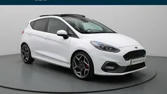 Wit Gebruikt 2018 Ford Fiesta ST Hatchback | € 18.990 (Eerlijke prijs)
