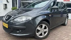 Grijs Gebruikt 2009 Seat Altea Style MPV | € 1.750 (Super prijs)