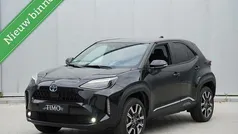 Zwart Gebruikt 2022 Toyota Yaris Cross SUV | € 25.995 (Goede deal)