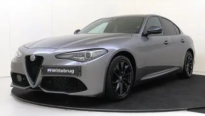 Occasion Alfa Romeo Giulia Super 203 PK (149 kW) 2020 Grijs (metallic) Sedan