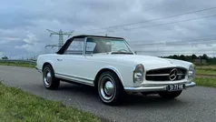 Wit Gebruikt 1966 Mercedes 250 Cabriolet | € 59.900