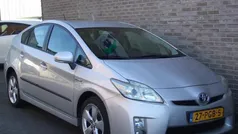 Grijs, metallic lak Gebruikt 2011 Toyota Prius Hatchback | € 8.950 (Eerlijke prijs)