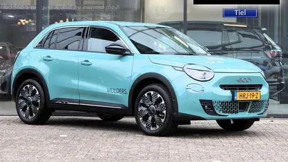 Gebruikt 2025 Fiat 600 La Prima SUV | € 28.937 (Goede deal)