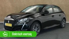 Zwart Gebruikt 2022 Peugeot e-208 Active Hatchback | € 16.445 (Goede deal)