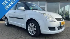 Wit, metallic lak Gebruikt 2010 Suzuki Swift Cool Hatchback | € 3.150 (Eerlijke prijs)