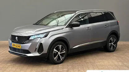 Grijs Occasion 2023 Peugeot 5008 GT MPV | € 30.895 (Eerlijke prijs)