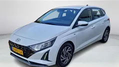 Wit Gebruikt 2024 Hyundai i20 Comfort Hatchback | € 21.950 (Eerlijke prijs)