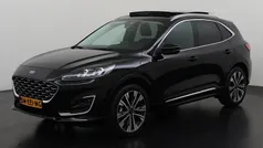 Zwart Gebruikt 2022 Ford Kuga Vignale SUV | € 30.945 (Eerlijke prijs)
