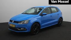 Blauw Gebruikt 2017 VW Polo Comfortline Hatchback | € 11.495 (Eerlijke prijs)
