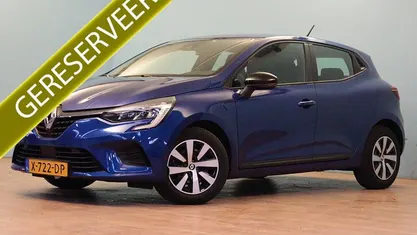 Blauw Gebruikt 2023 Renault Clio V Equilibre Hatchback | € 14.888 (Goede deal)