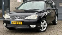 Zwart (metallic) Gebruikt 2005 Ford Mondeo Platinum Stationwagen | € 1.450 (Eerlijke prijs)
