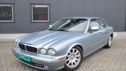 Blauw, metallic lak Gebruikt 2003 Jaguar XJ Executive Sedan | € 10.995 (Super prijs)